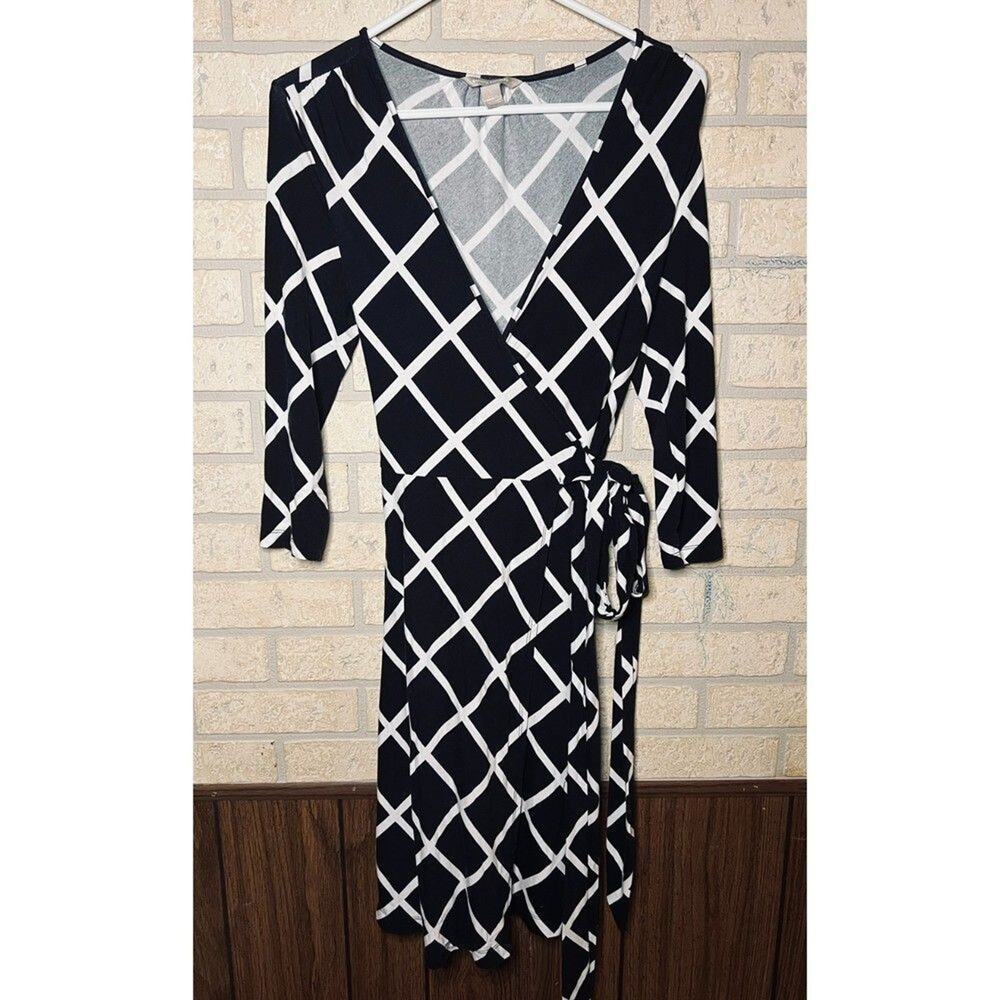 Banana Republic wrap Dress Size Small